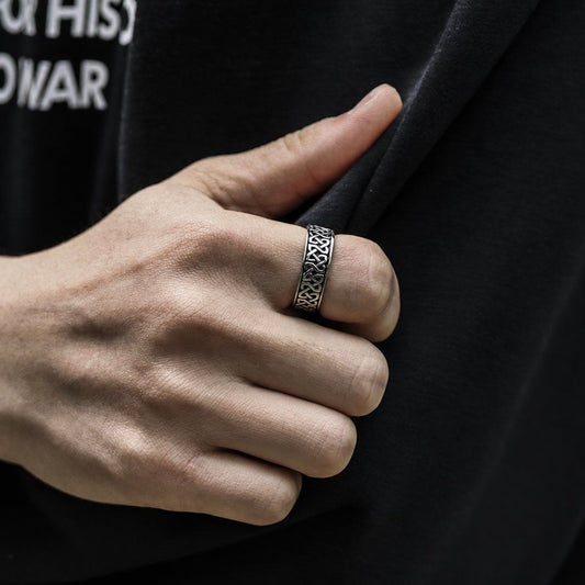 Classic Pattern Ring in Stainless Steel