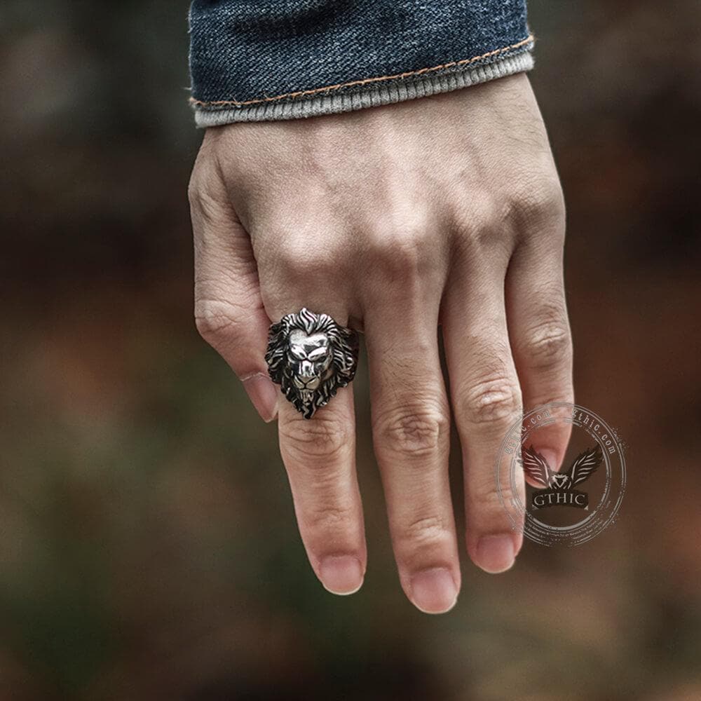 Baroque Lion Ring in Stainless Steel
