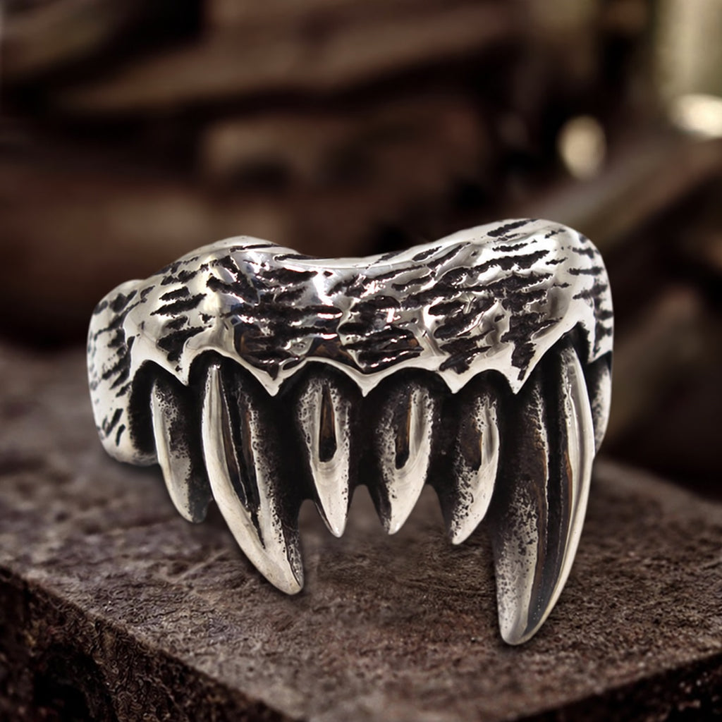 Vampire Teeth Ring in Stainless Steel