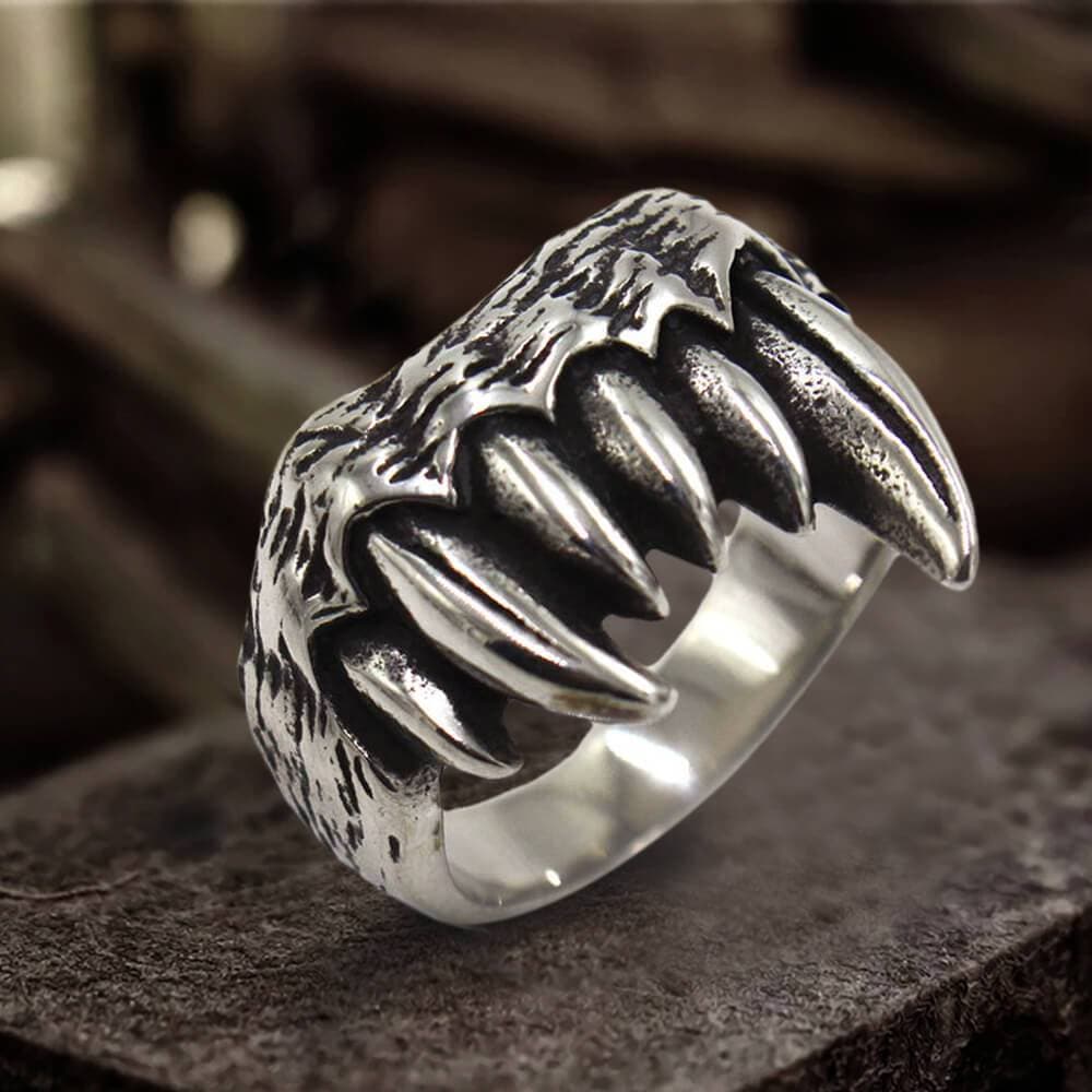 Vampire Teeth Ring in Stainless Steel