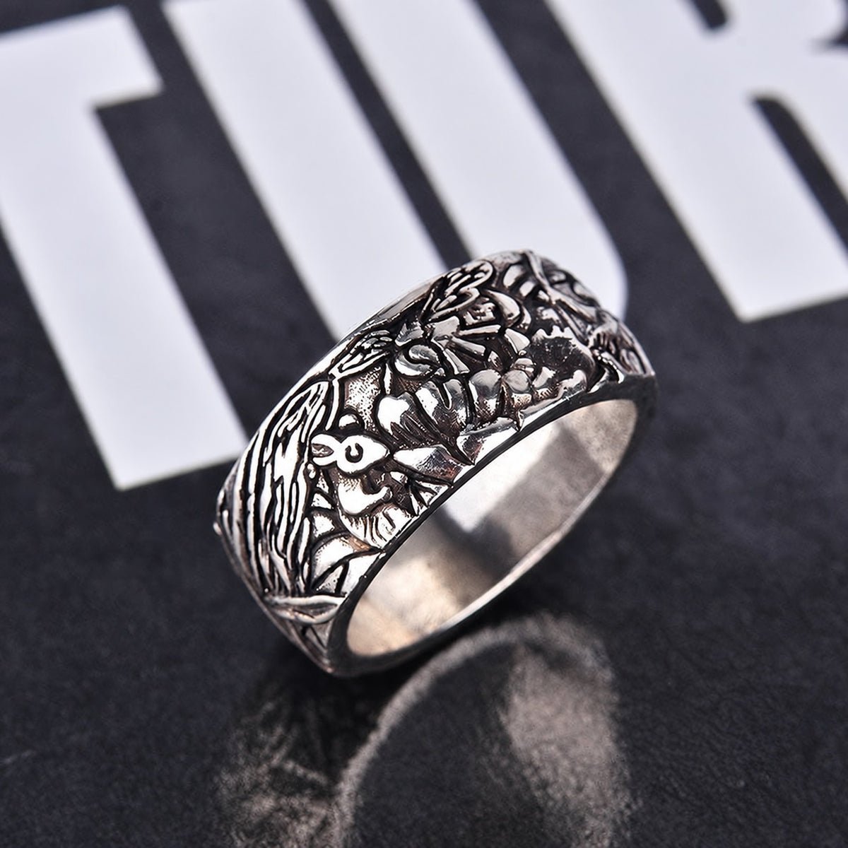 Cat In Flowers Alloy Ring