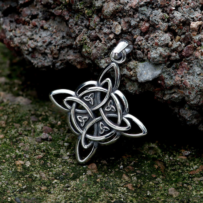 Celtic Triquetra Pendant in Stainless Steel