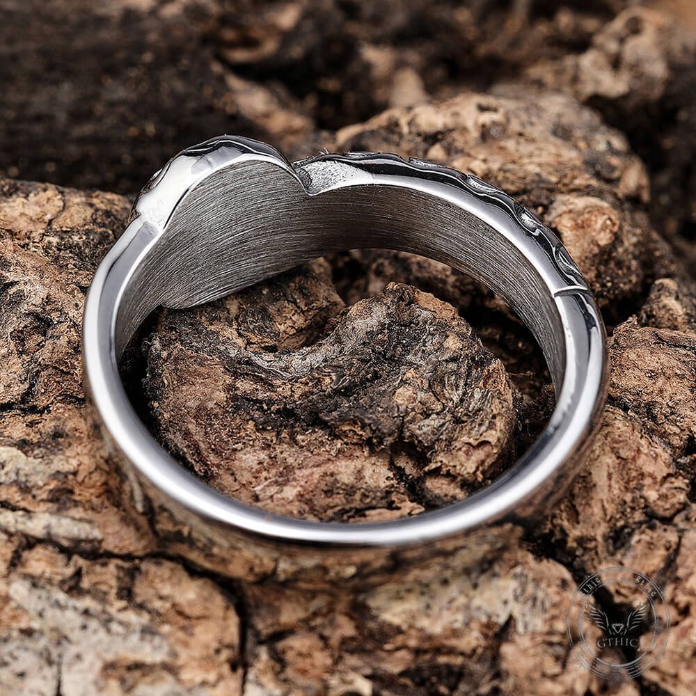 Dark Gem Octopus Tentacle Vintage Ring in Stainless Steel