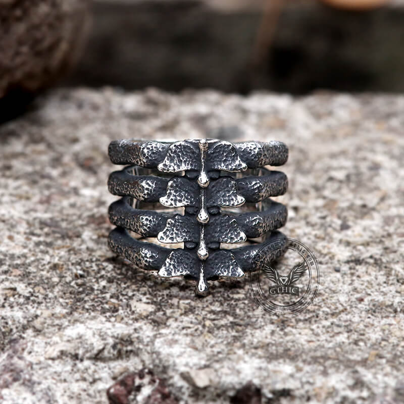 Detailed Vertebrae Ring in Stainless Steel