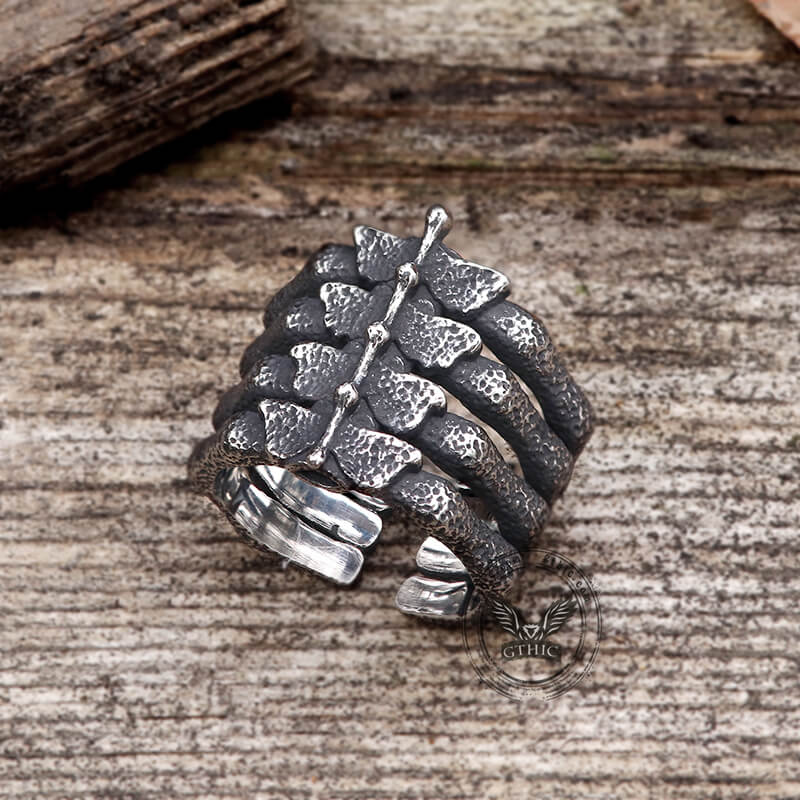 Detailed Vertebrae Ring in Stainless Steel