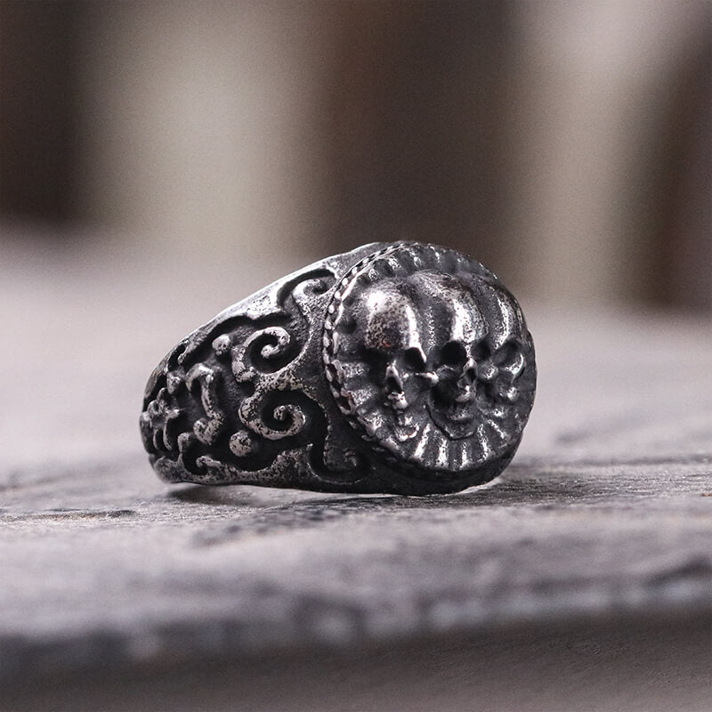 Domineering Skulls Ring in Stainless Steel