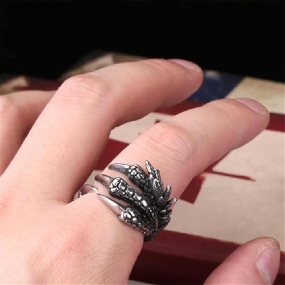 Dragon Claw Ring in Stainless Steel