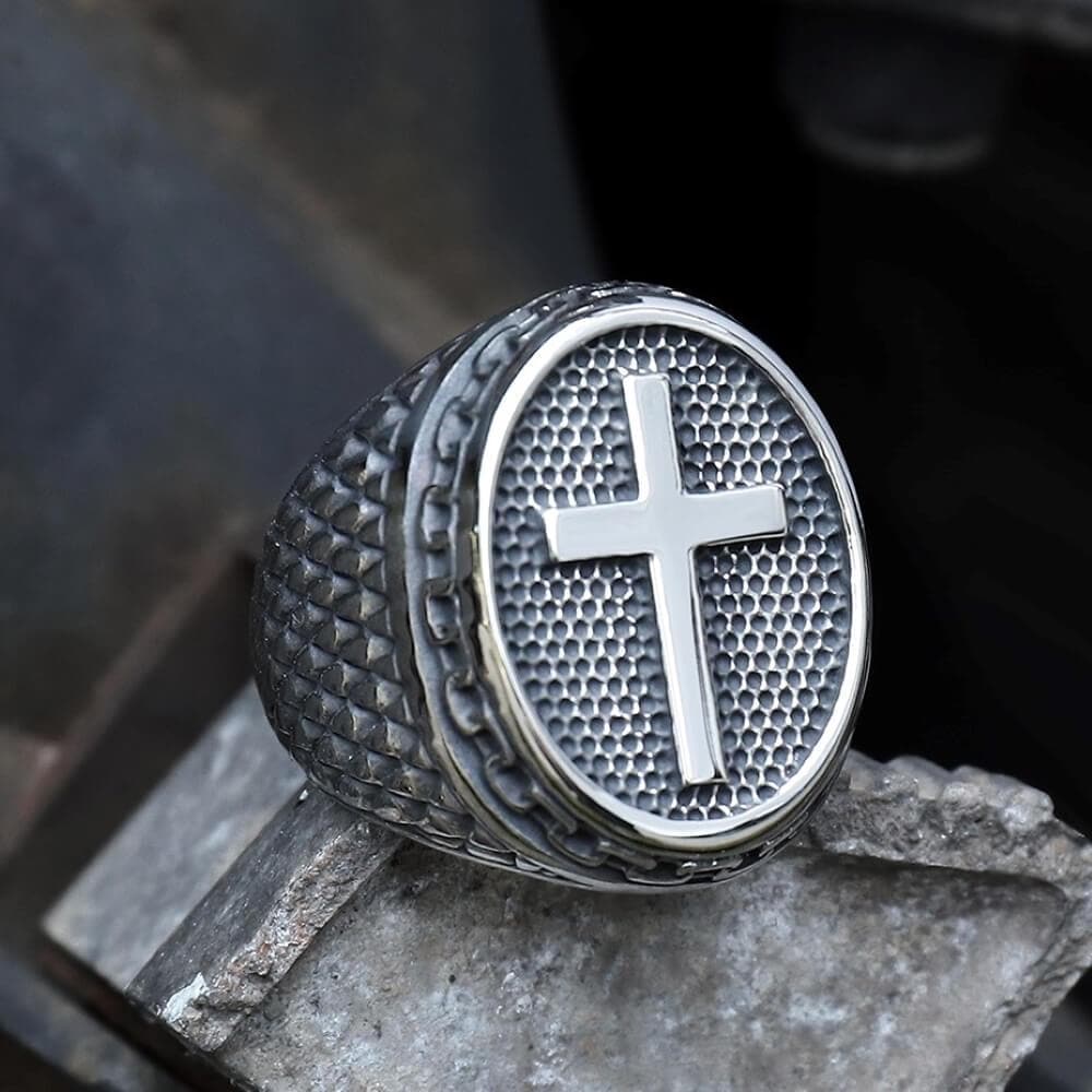 Dragon Scale Pattern Cross Ring in Stainless Steel