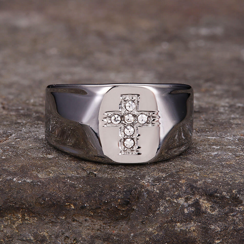 Fashionable Diamond Cross Ring in Stainless Steel