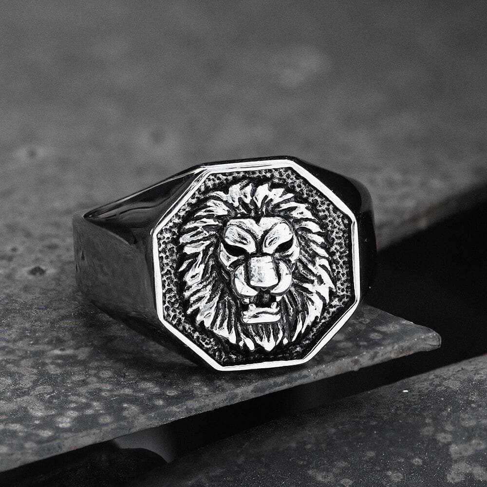 Fierce Lion Ring in Stainless Steel