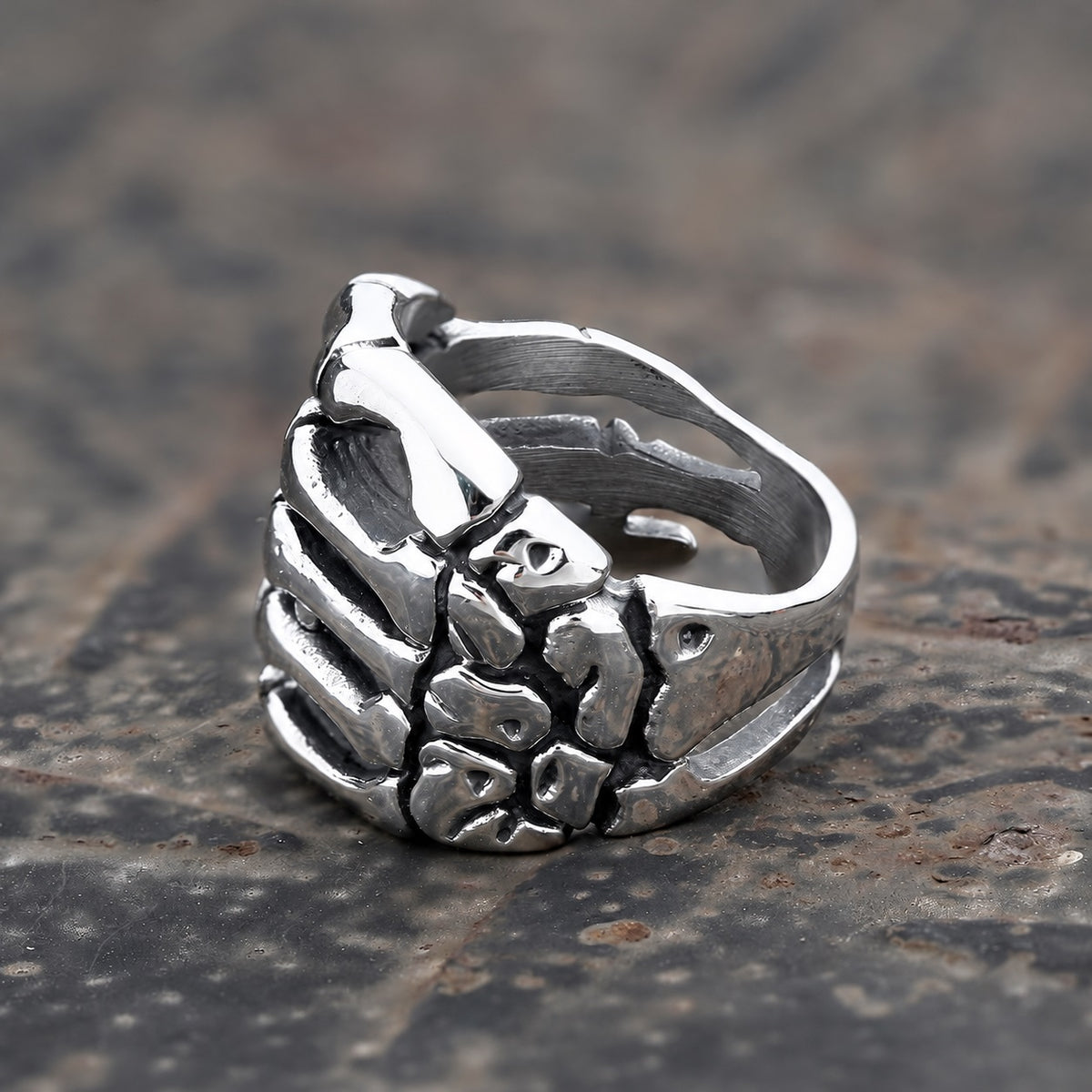 Ghost Claw Ring in Stainless Steel