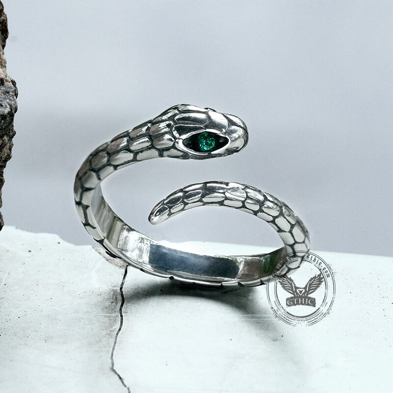 Green Eye Snake Ring in Stainless Steel