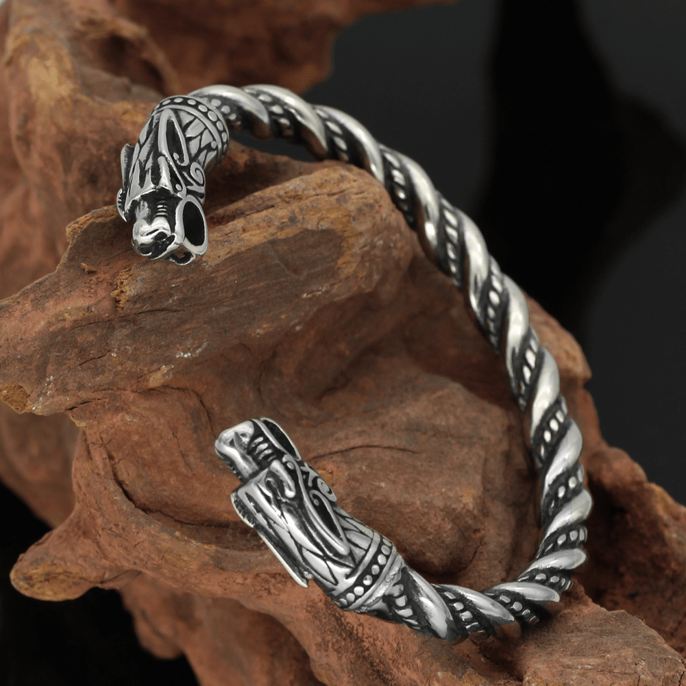 Detailed Dragon Beast Bracelet in Stainless Steel