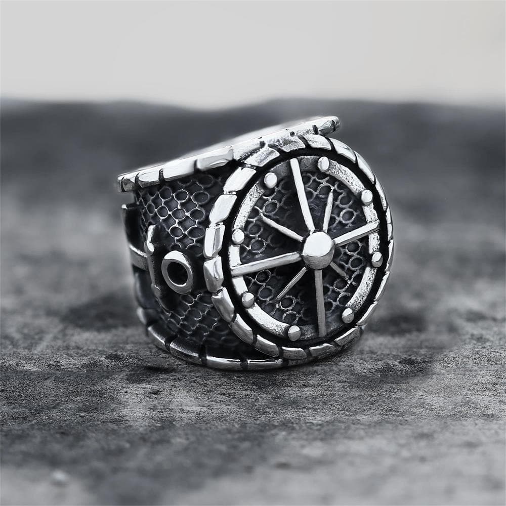 Striking Anchor And Compass Marine Ring in Stainless Steel