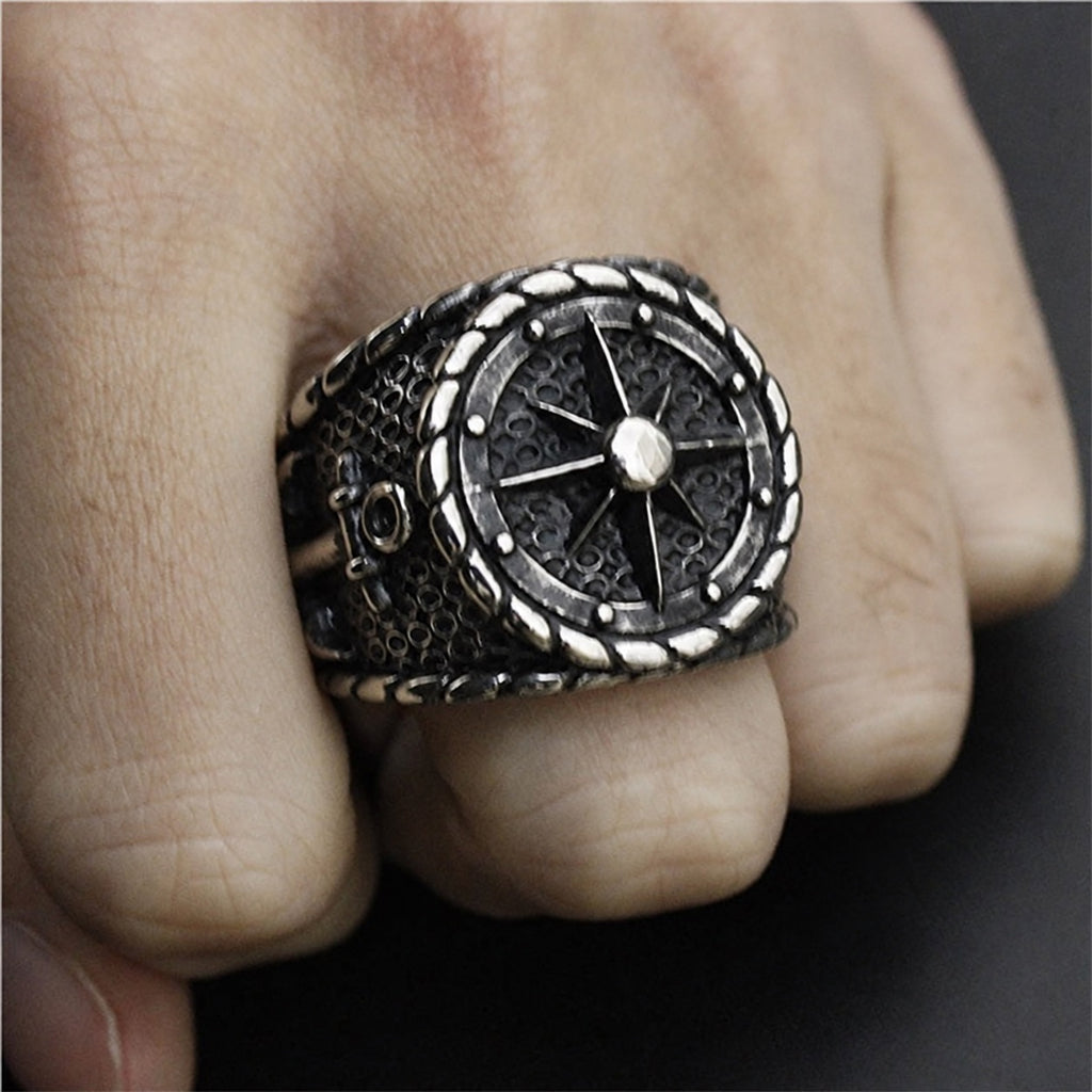 Striking Anchor And Compass Marine Ring in Stainless Steel
