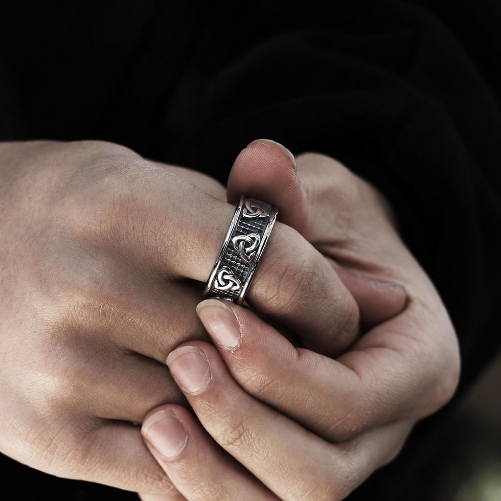 Warrior Triquetra Viking Ring in Stainless Steel