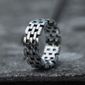 Hollow Chain Ring in Stainless Steel