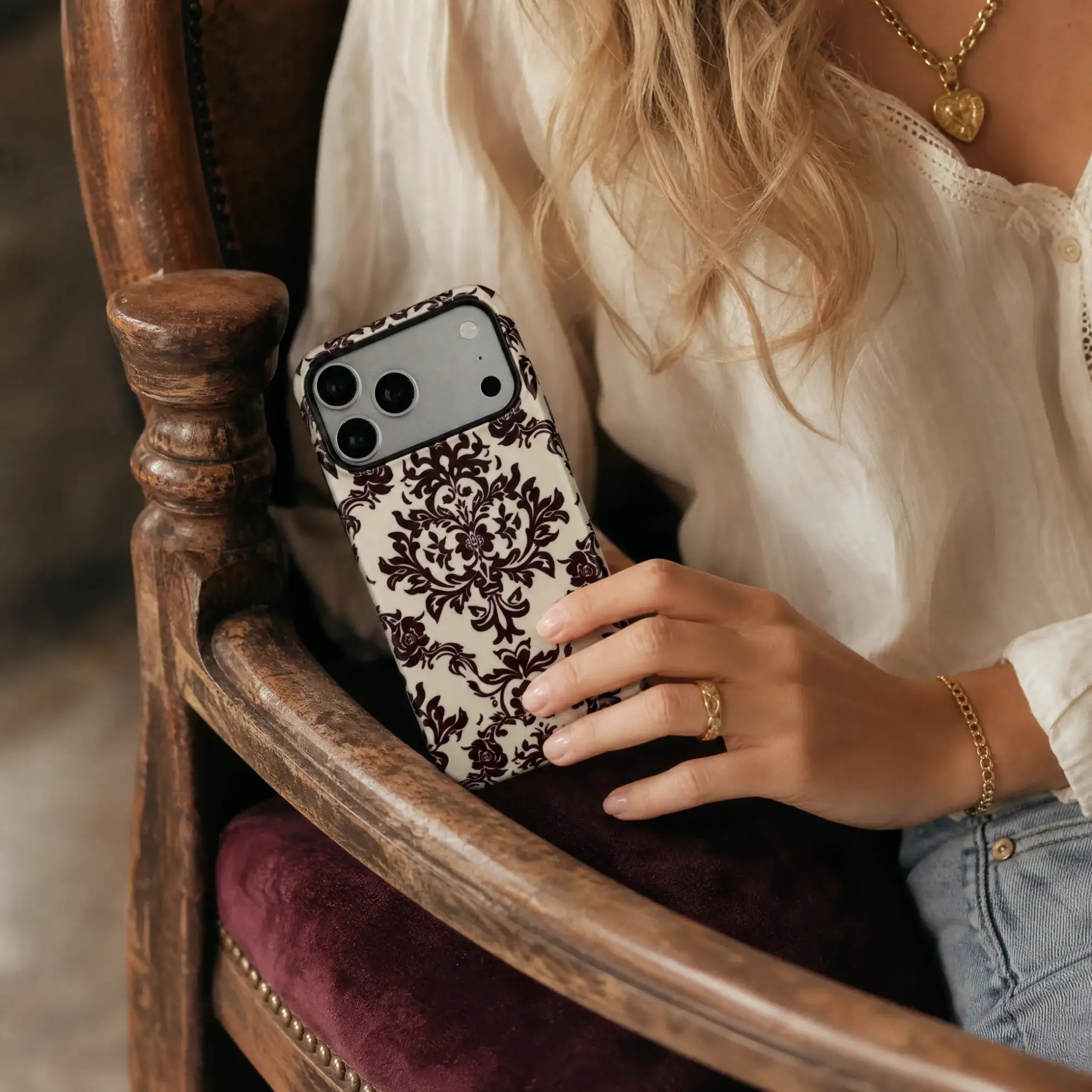 Burgundy Damask Matte Case - MagSafe Compatible