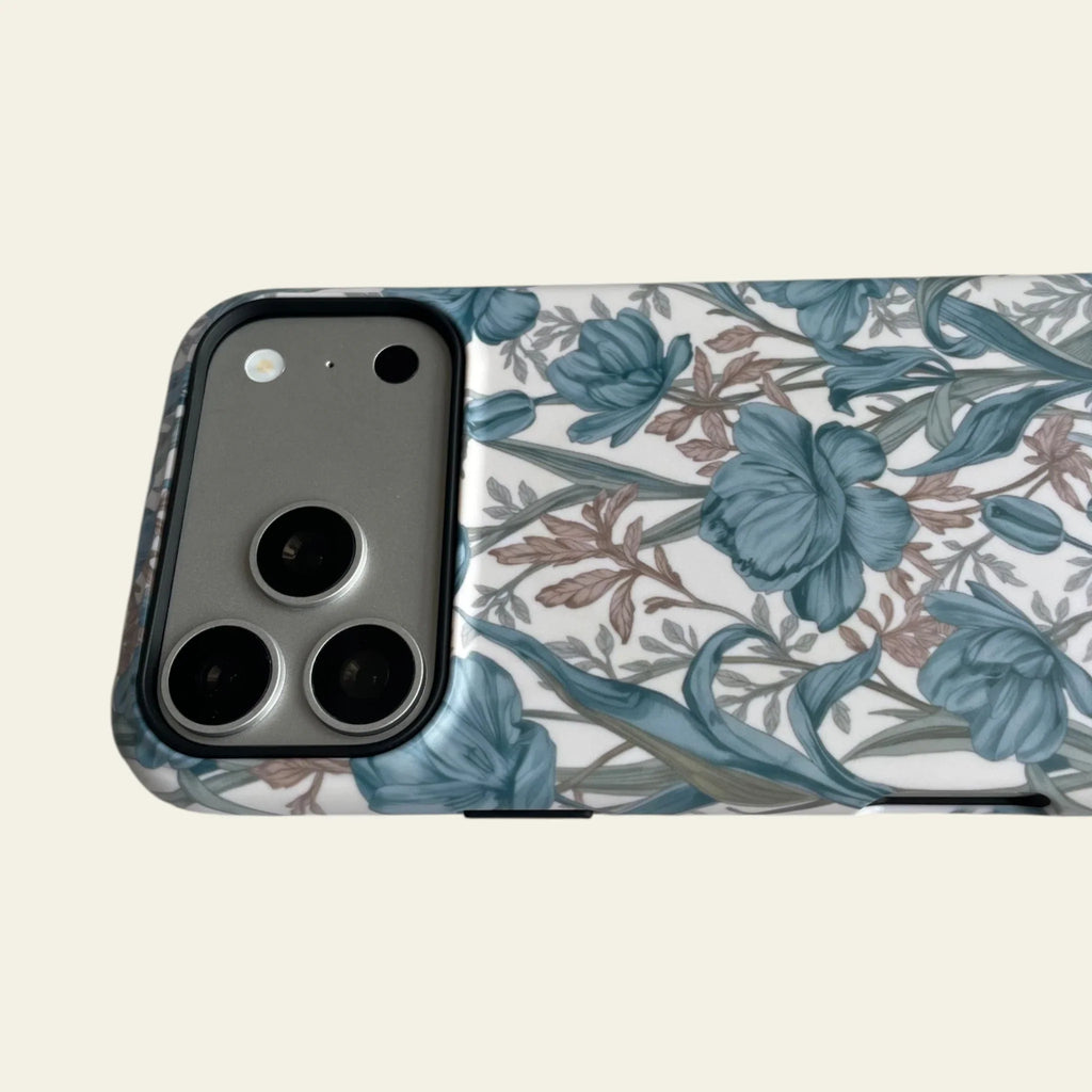 Vintage Blue Tulip Floral Matte Case - MagSafe Compatible