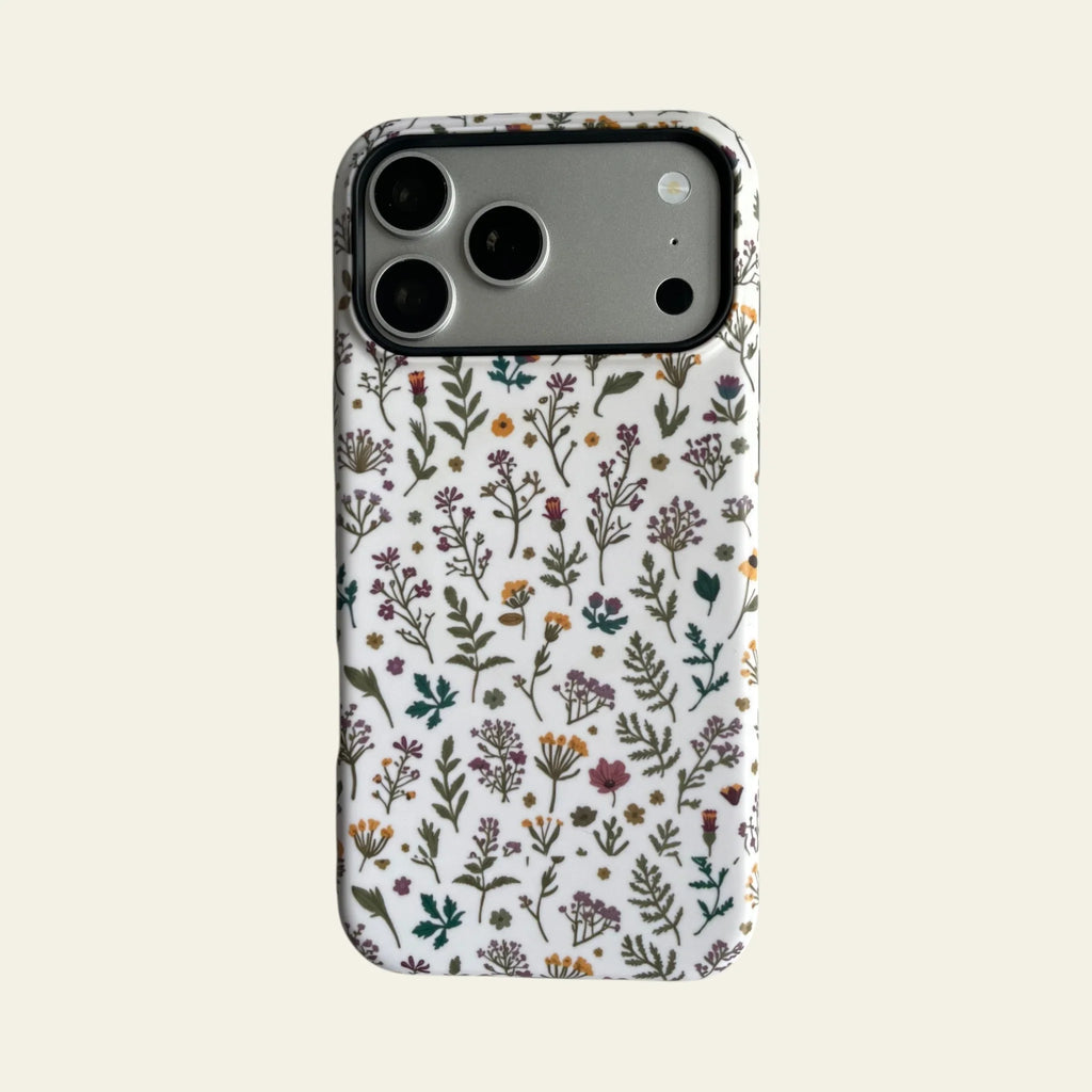 Vintage Wildflower Matte Case - MagSafe Compatible