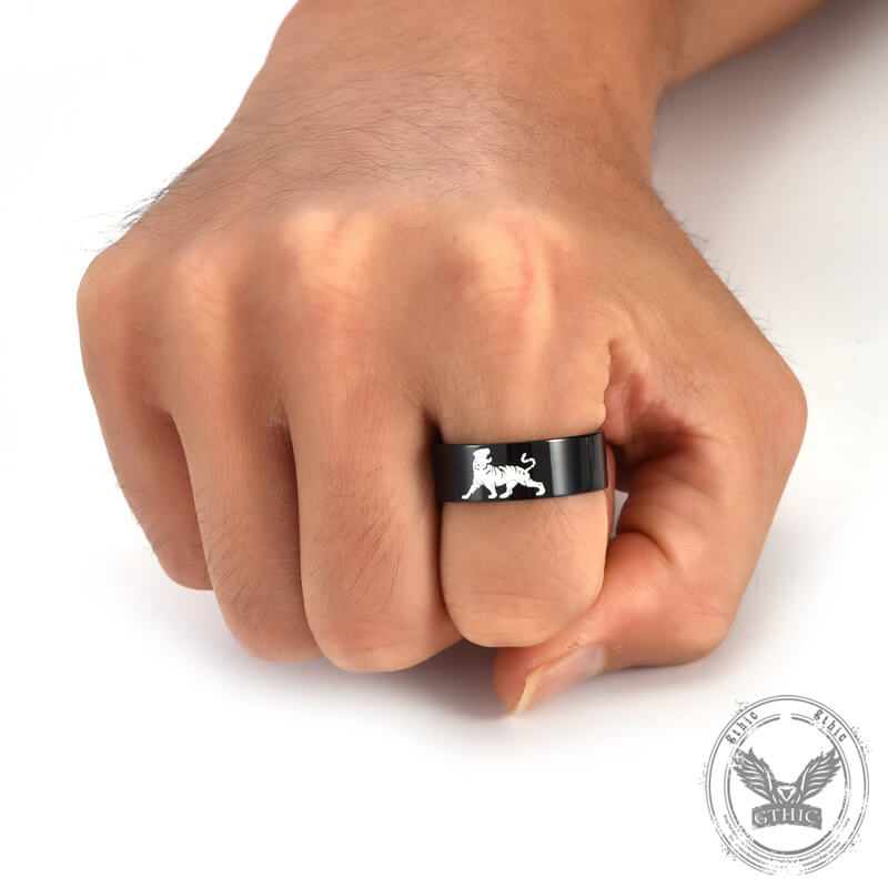 Minimalist Polished Domineering Tiger Ring in Stainless Steel