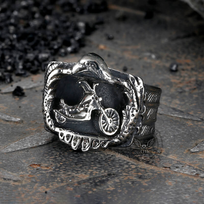 Punk Eagle Motorcycle Biker Ring in Stainless Steel