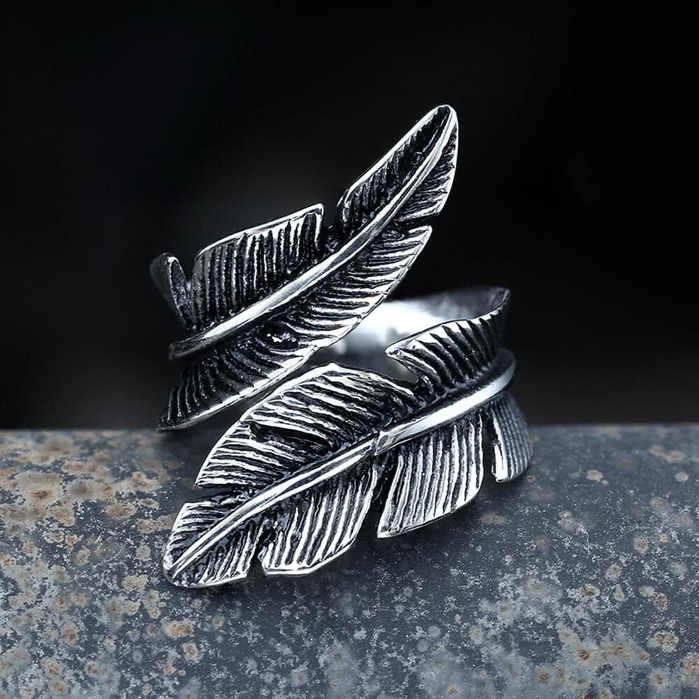 Retro Feather Ring in Stainless Steel