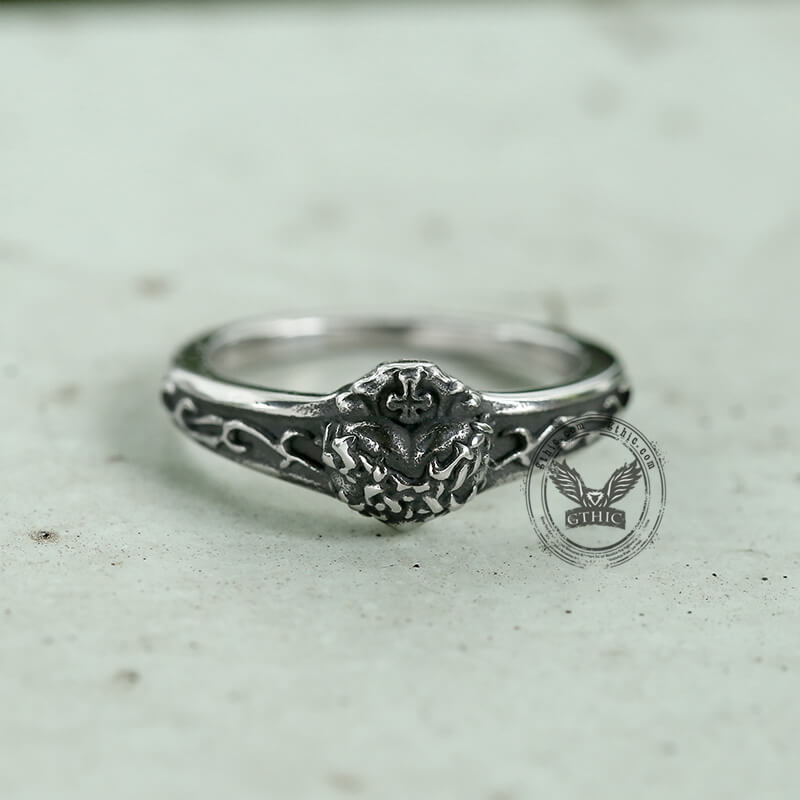 Retro Sacred Heart Of Jesus Ring in Stainless Steel