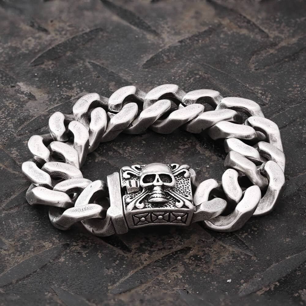 Retro Skull Bracelet in Stainless Steel