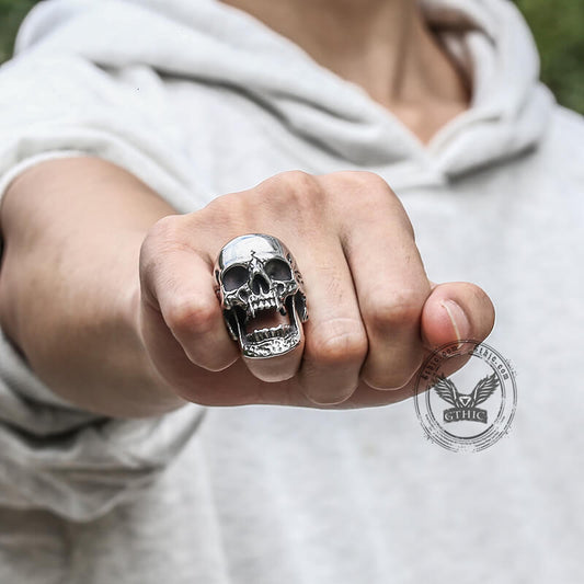 Roaring Skull Ring in Stainless Steel