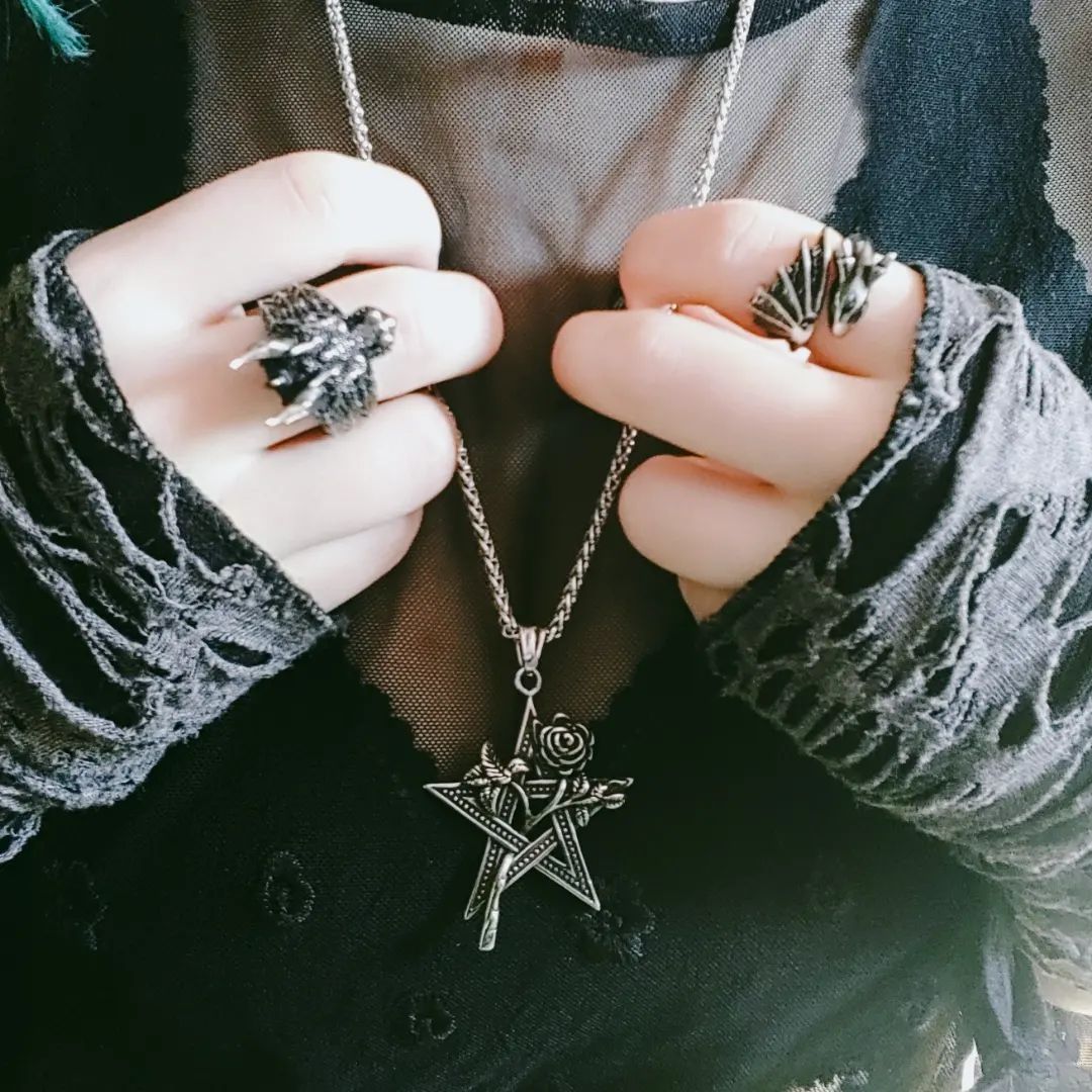 Rose And Pentagram Pendant in Stainless Steel