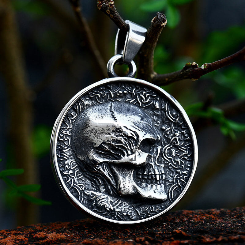 Round Skull Pendant in Stainless Steel