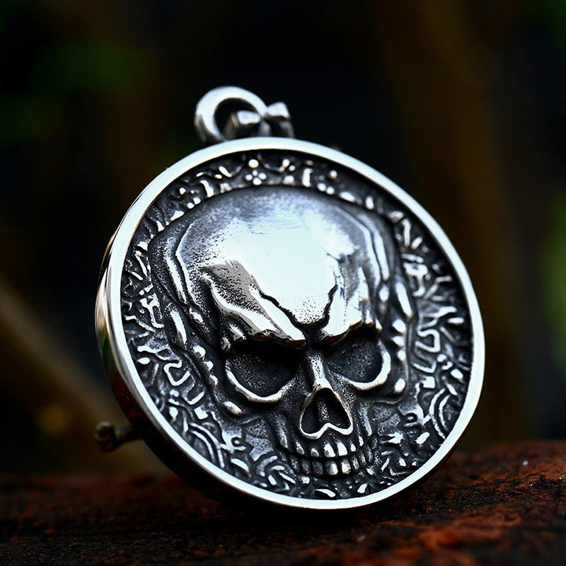 Round Skull Pendant in Stainless Steel