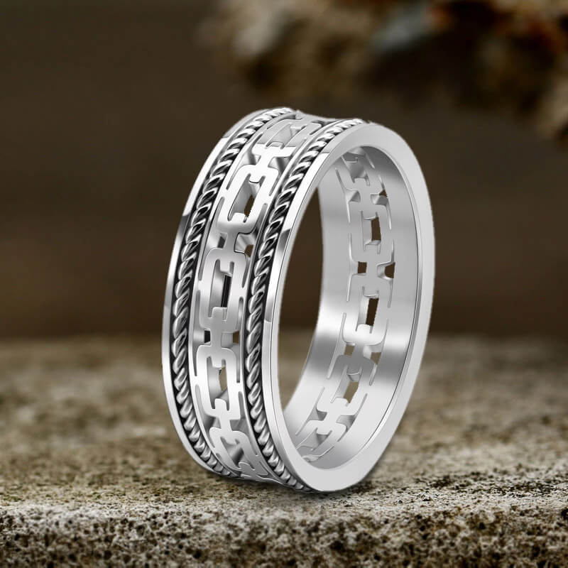 Simple Chain Link Hollow Ring in Stainless Steel