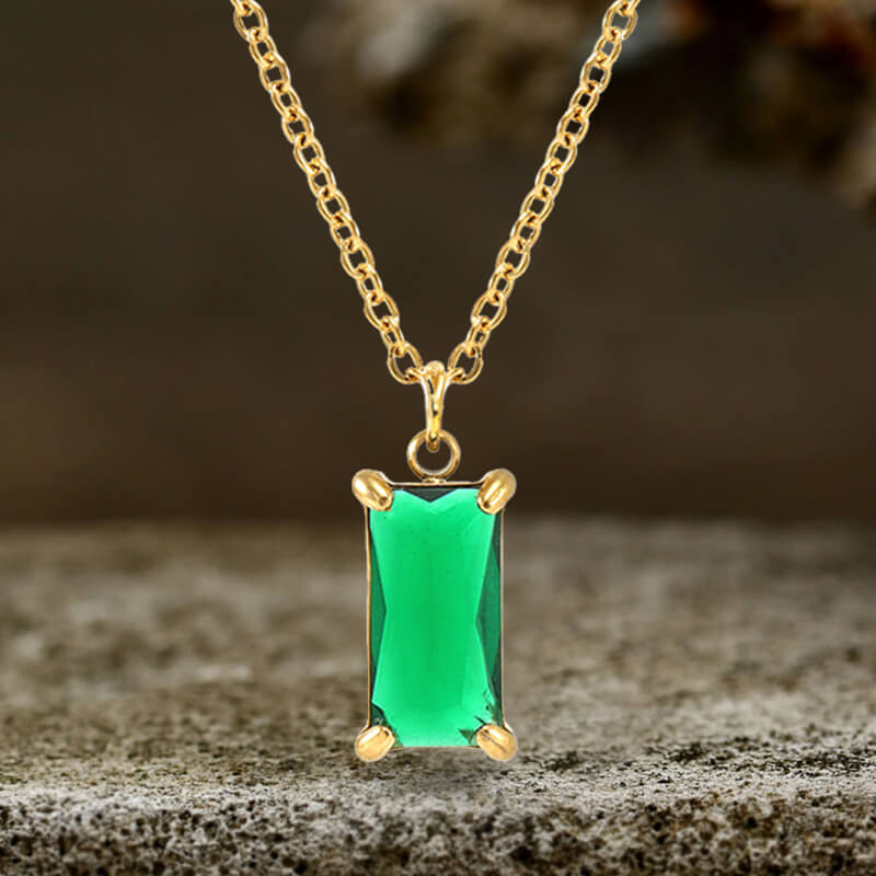 Simple Square Zircon Necklace in Stainless Steel