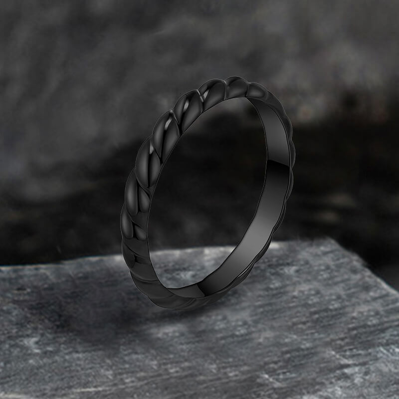 Simple Twist Ring in Stainless Steel