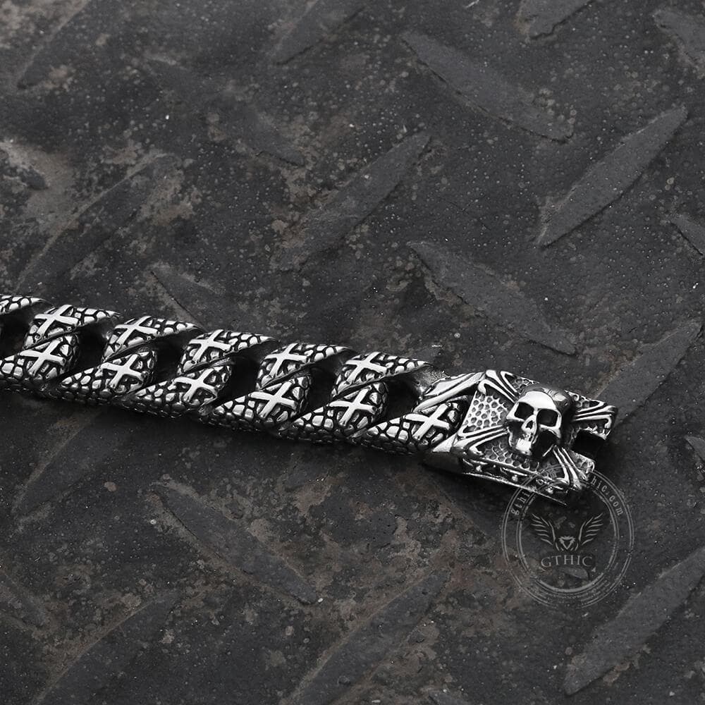 Skull and Cross Bracelet in Stainless Steel