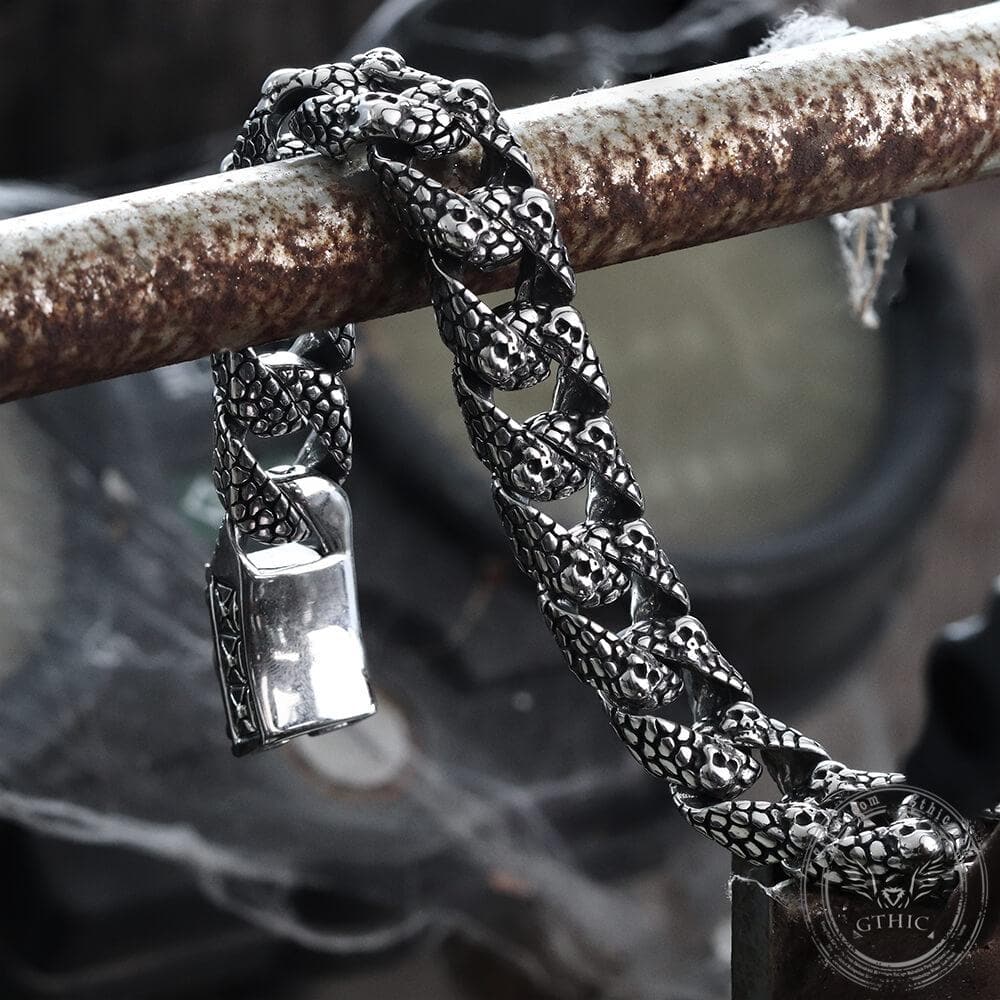 Skull and Cross Bracelet in Stainless Steel