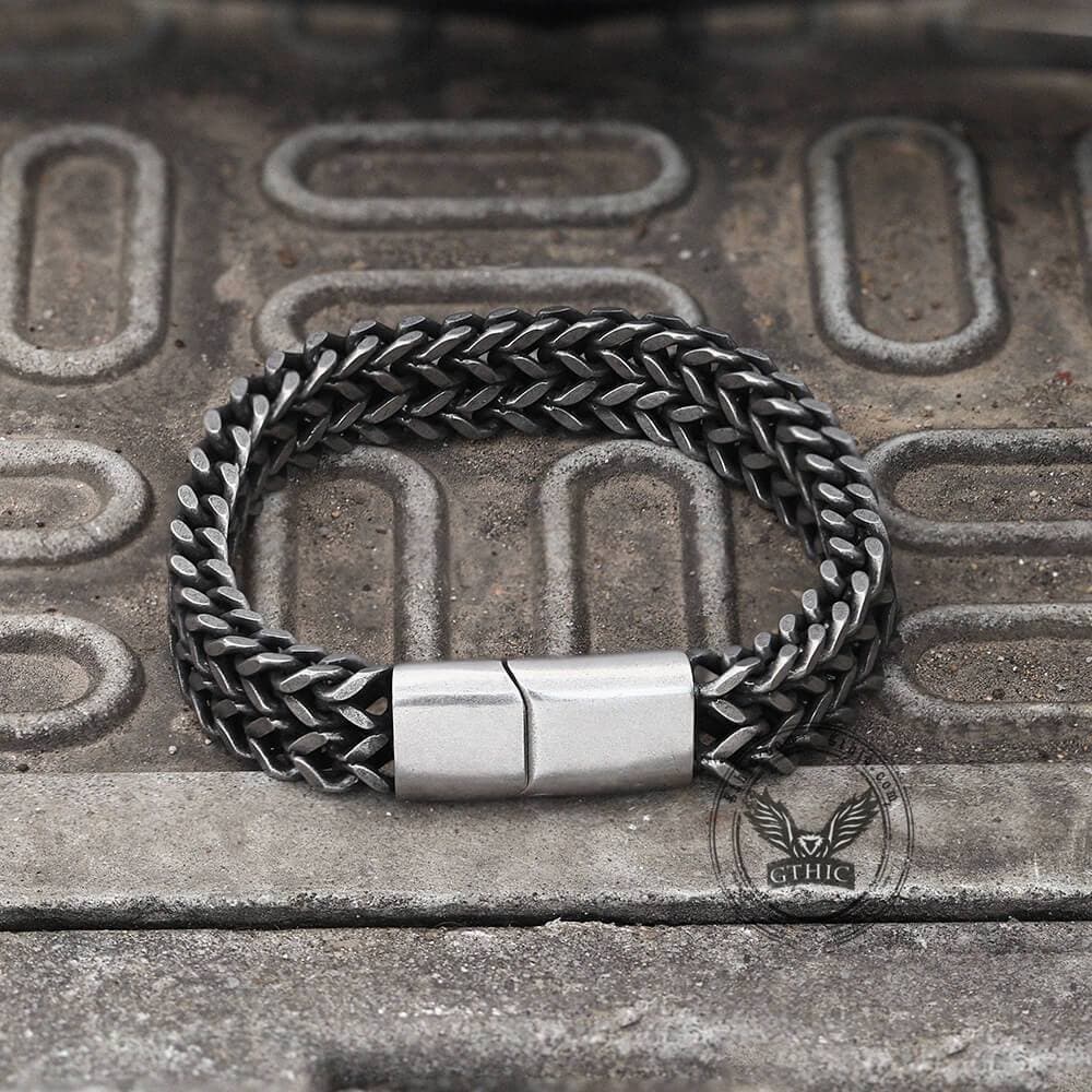 Stylish Chain Bracelet in Stainless Steel