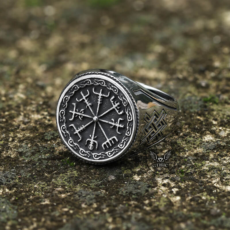 Vegvisir Celtic Knot Ring in Stainless Steel