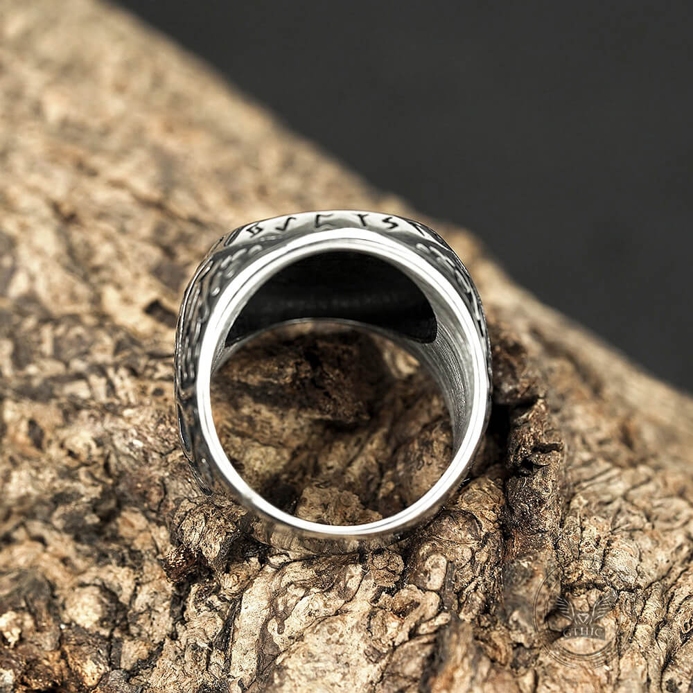 Vegvisir Celtic Knot Ring in Stainless Steel