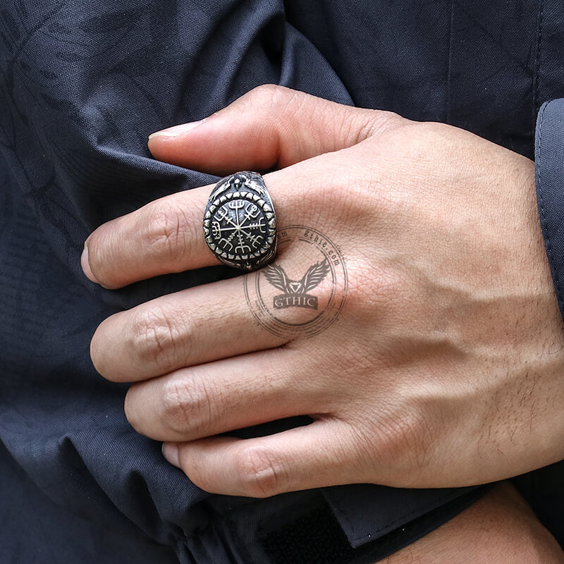 Vegvísir Raven Viking Ring in Stainless Steel