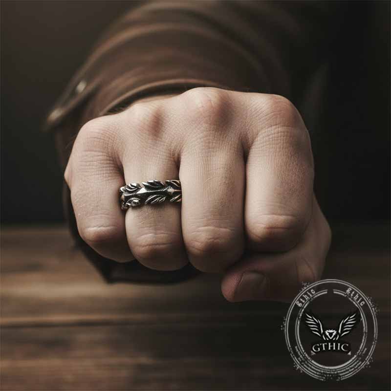 Vintage Animal Feather Ring in Stainless Steel