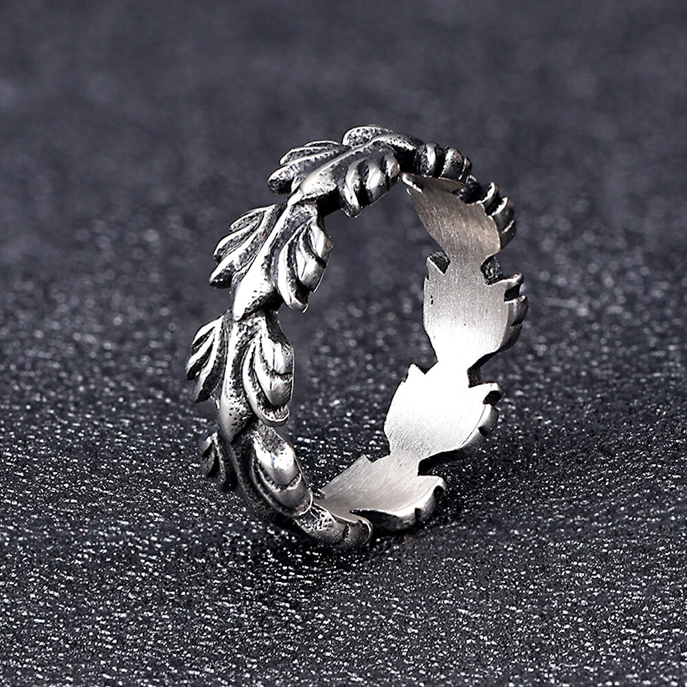Vintage Animal Feather Ring in Stainless Steel