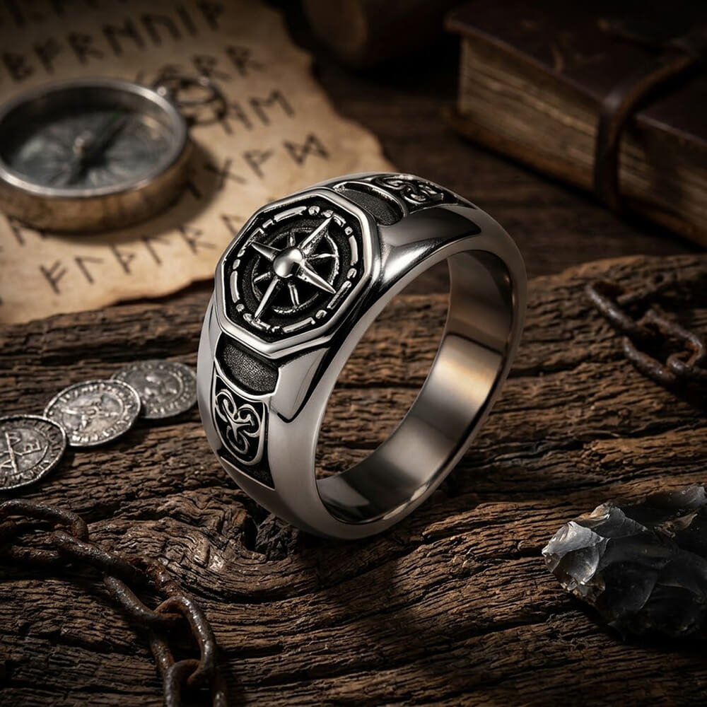 Vintage Celtic Knot Compass Ring in Stainless Steel