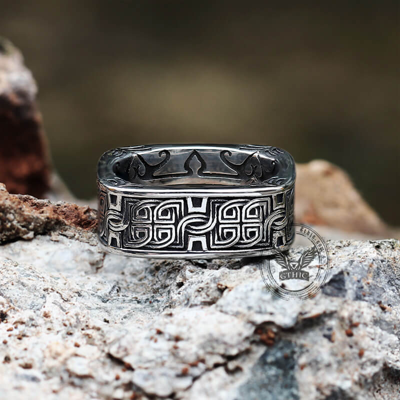 Vintage Celtic Knot Ring in Stainless Steel