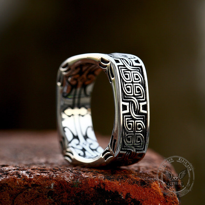 Vintage Celtic Knot Ring in Stainless Steel