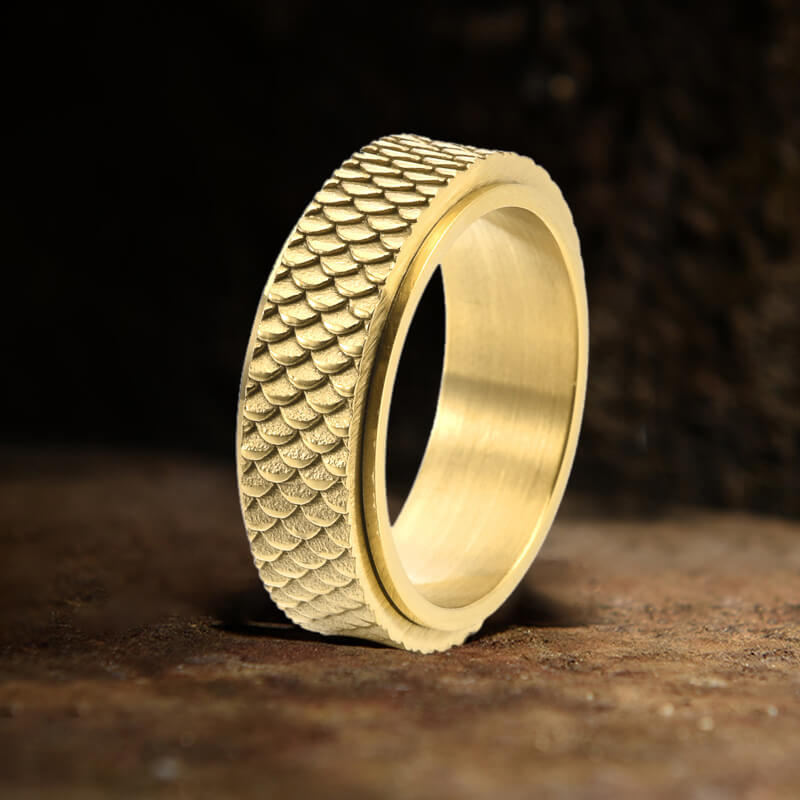 Vintage Fish Scale Spinner Ring in Stainless Steel