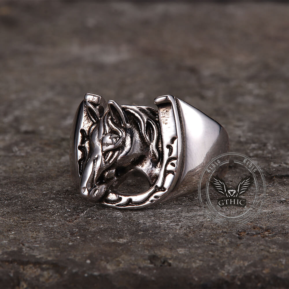 Vintage Horseshoe Horse Head Ring in Stainless Steel
