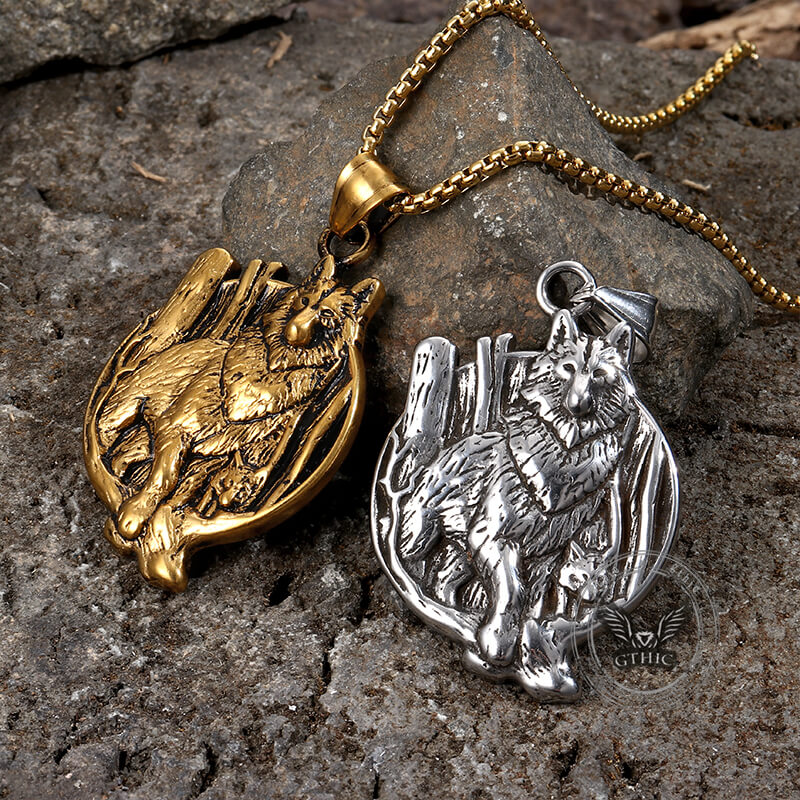 Vintage Nordic Viking Wolf Head Pendant Necklace in Stainless Steel